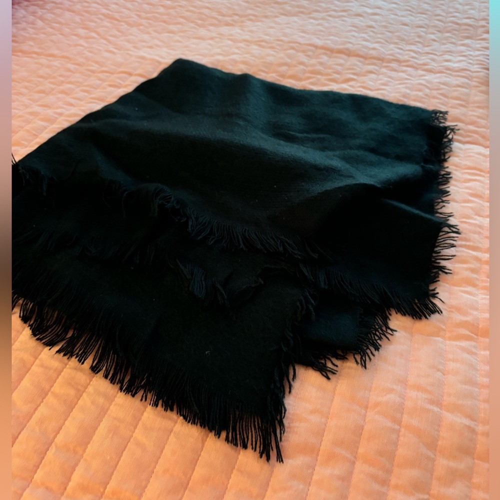 Black blanket scarf